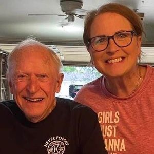 Meet your Posher, Stacy